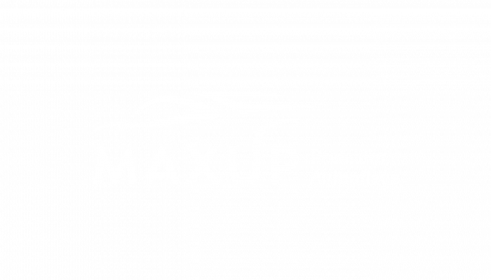 Logo von Max UP &ndash; Premium Autopflege mit stilisierter Fahrzeugkontur auf schwarzem Hintergrund